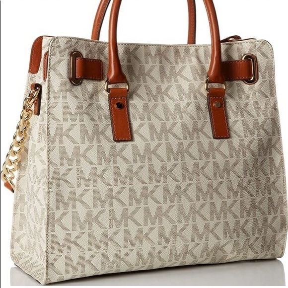 Michael Kors Hamilton Large Vanilla Tote - Picture 2 of 2